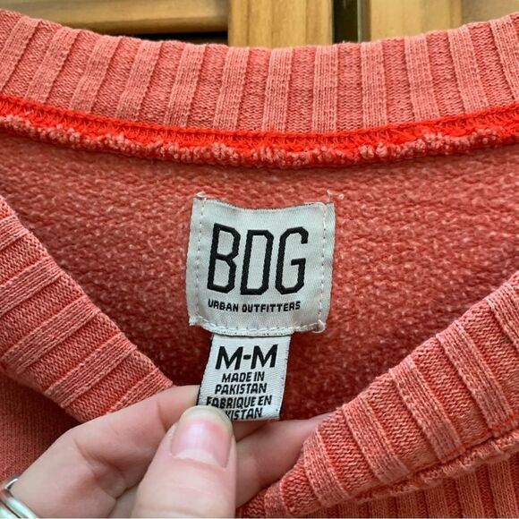 BDG Urban Outfitters Pink Crewneck Size Medium - Picture 2 of 4